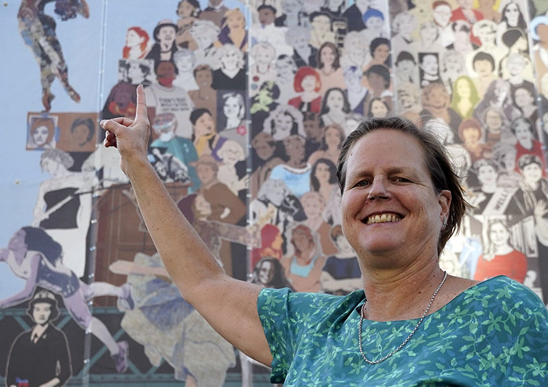 Hopf pointing to mural